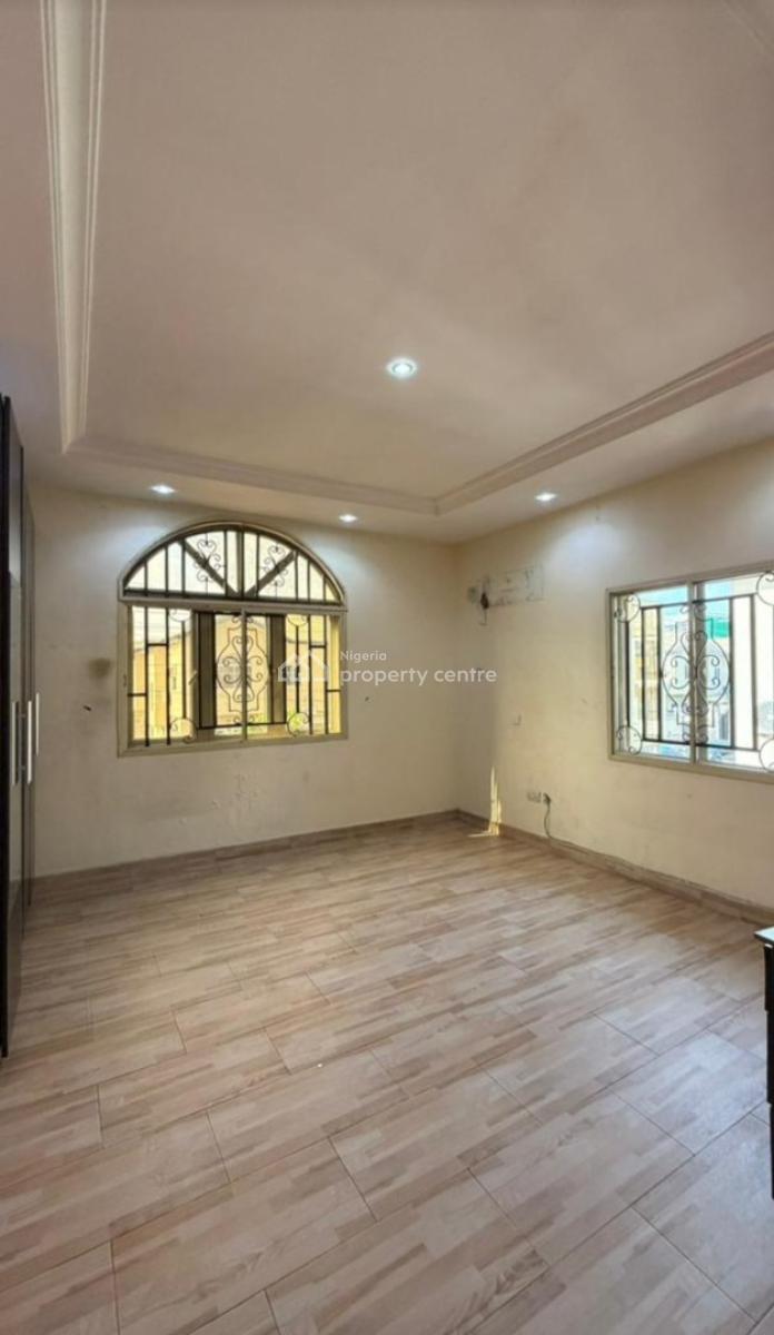 Nicely Finished 4 Bedroom Semi-detached House with 2 Rooms Bq, Lekki Phase 1, Lekki, Lagos, Semi-detached Duplex for Sale