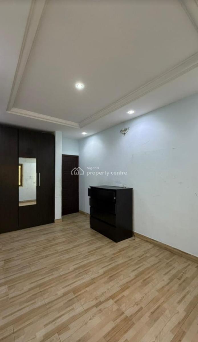 Nicely Finished 4 Bedroom Semi-detached House with 2 Rooms Bq, Lekki Phase 1, Lekki, Lagos, Semi-detached Duplex for Sale