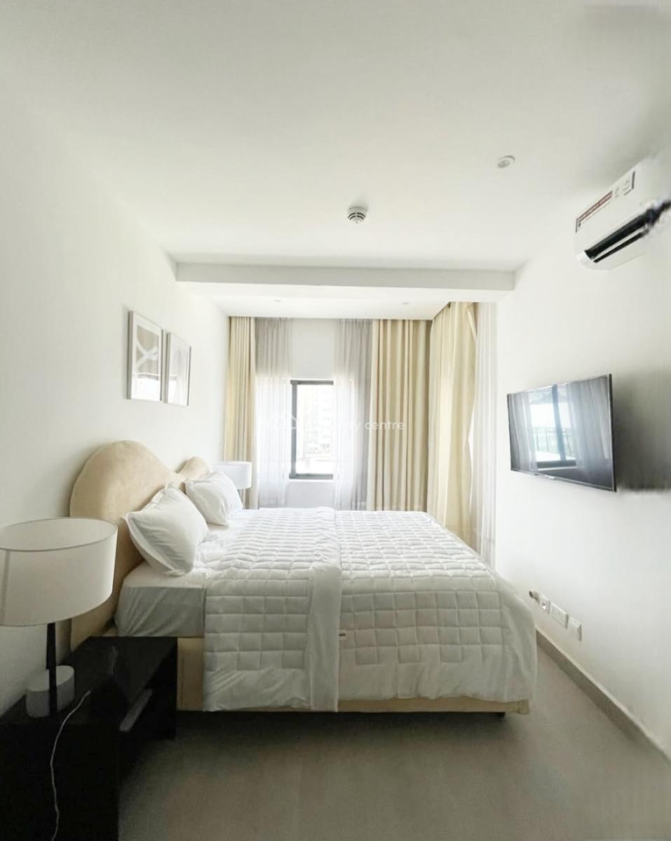 2 Bedroom Apartment with a Swimming Pool and  Gym, Lekki Phase 1, Lekki, Lagos, Block of Flats for Sale