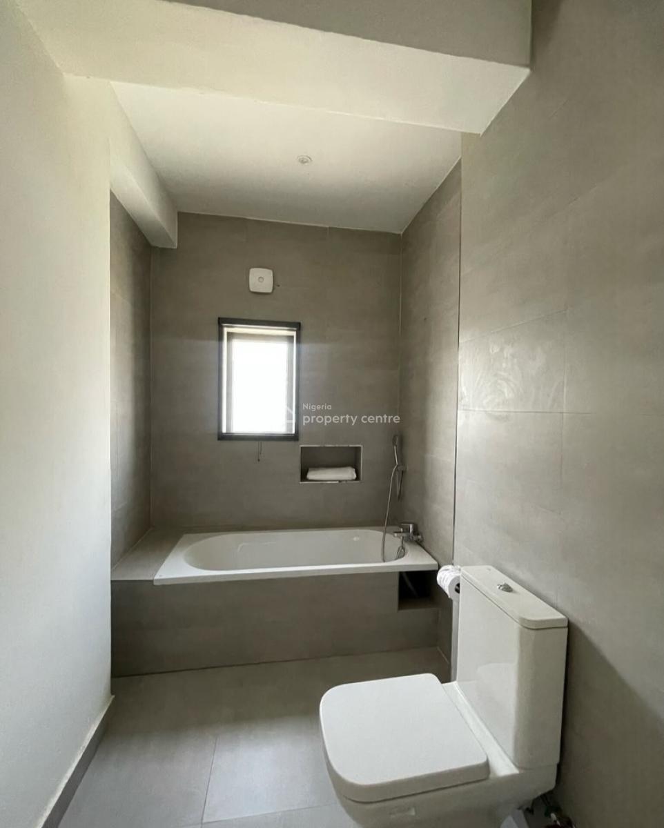 2 Bedroom Apartment with a Swimming Pool and  Gym, Lekki Phase 1, Lekki, Lagos, Block of Flats for Sale
