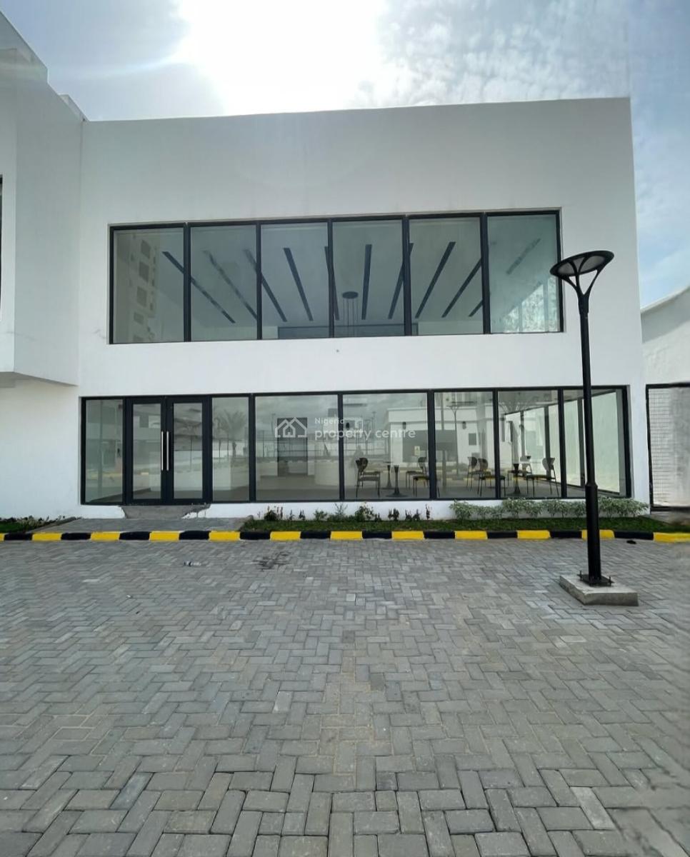 2 Bedroom Apartment with a Swimming Pool and  Gym, Lekki Phase 1, Lekki, Lagos, Block of Flats for Sale