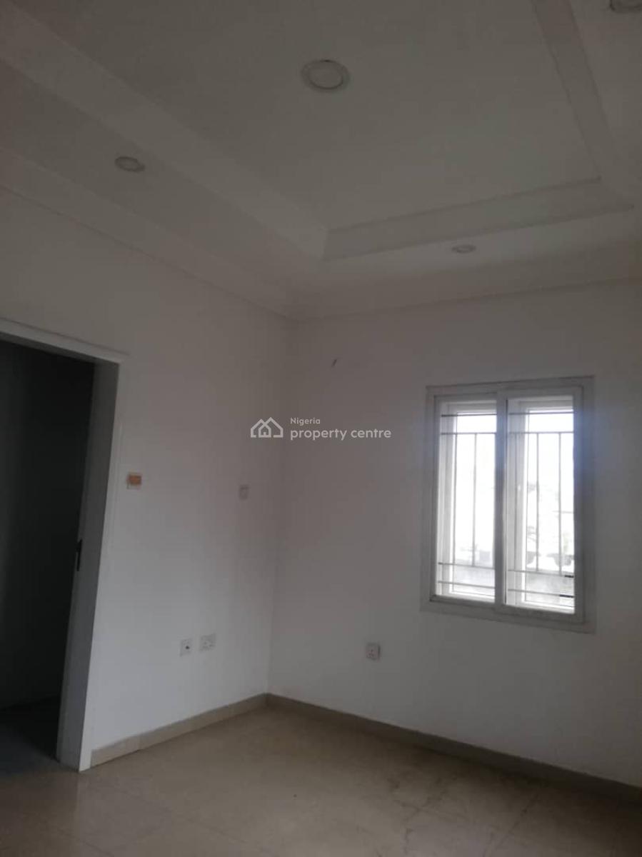 Very Massive and Standard Shop / Office Space, Lekki Phase 1, Lekki, Lagos, Commercial Property for Rent