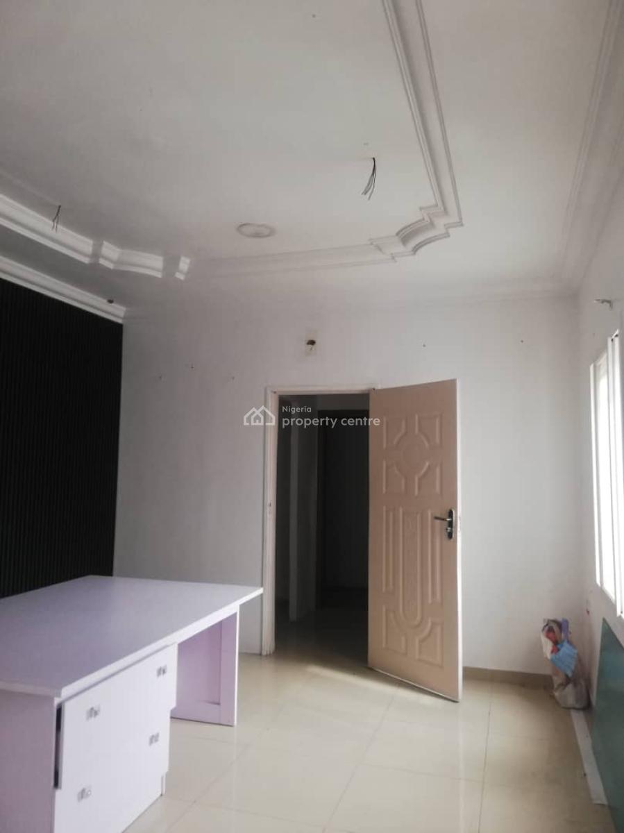 Very Massive and Standard Shop / Office Space, Lekki Phase 1, Lekki, Lagos, Commercial Property for Rent