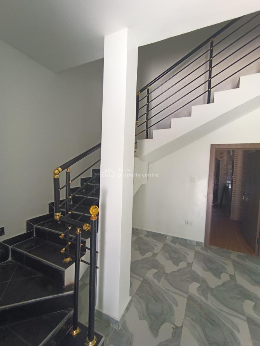a Serviced  & Well Finished 3 Bedroom Maisonette with a Room Bq, Ikate Elegushi, Lekki, Lagos, Flat / Apartment for Rent