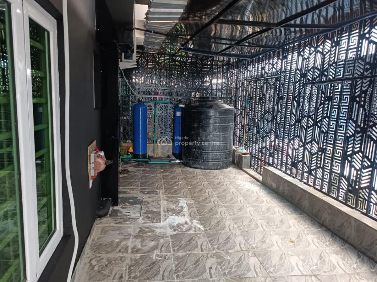 a Serviced  & Well Finished 3 Bedroom Maisonette with a Room Bq, Ikate Elegushi, Lekki, Lagos, Flat / Apartment for Rent