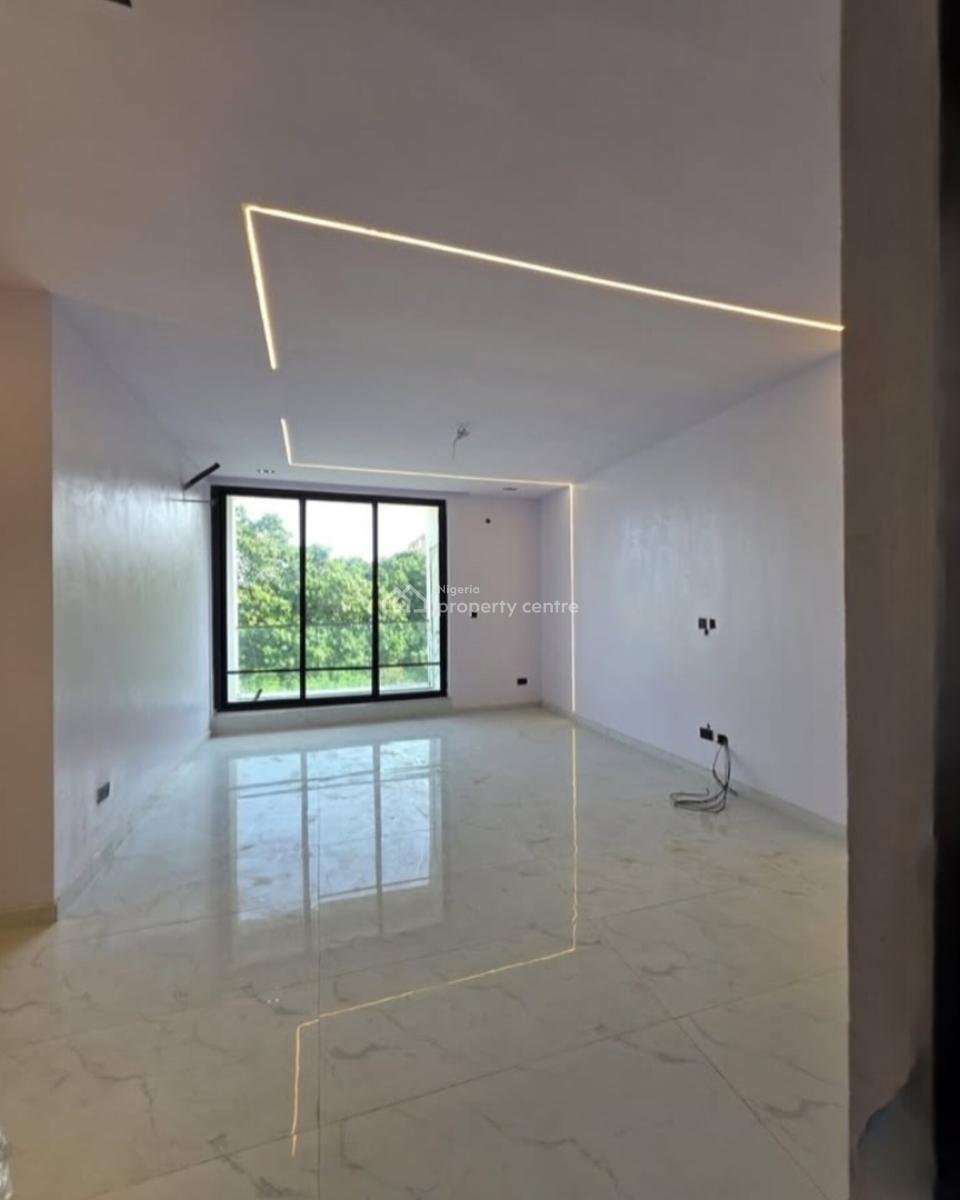 Beautiful Fully 1,2,3 & 4 Bedroom Apartment with a Gym, Lekki Phase 1, Lekki, Lagos, Block of Flats for Sale