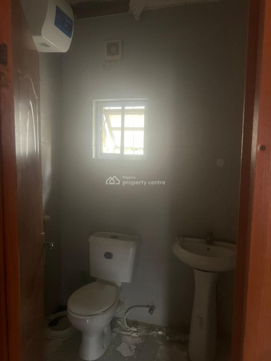 Standard 3 Bedrooms Flat, Victoria Island (vi), Lagos, Flat / Apartment for Rent