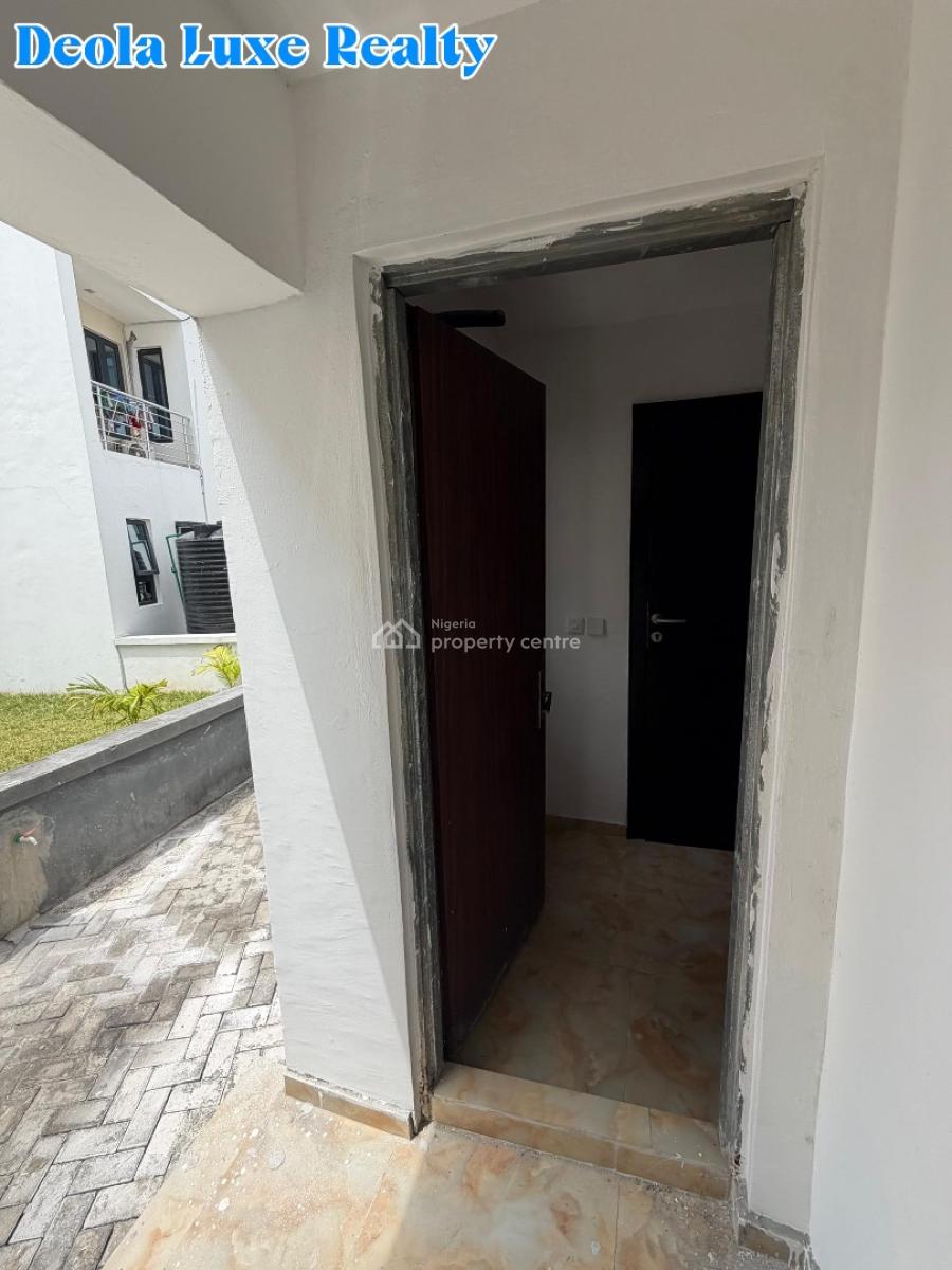 a Luxury Built 4 Bedroom Terrace Duplex in a Fully Serviced with Gym, Platinum Way, Ikate, Lekki, Lagos, Terraced Duplex for Rent