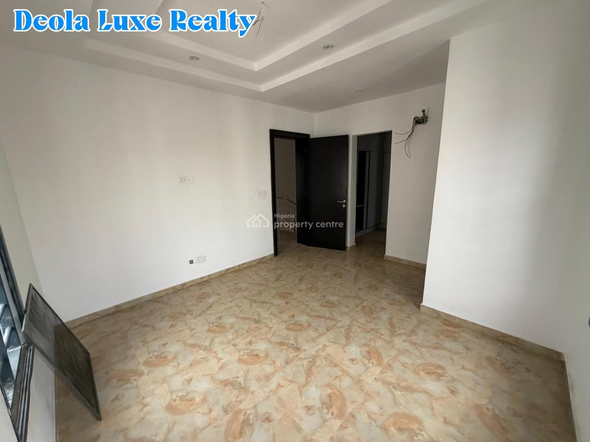 a Luxury Built 4 Bedroom Terrace Duplex in a Fully Serviced with Gym, Platinum Way, Ikate, Lekki, Lagos, Terraced Duplex for Rent