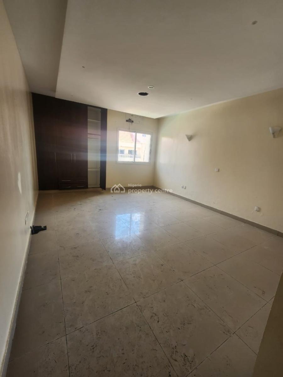 Well Maintained 3 Bedroom Apartment, Ikoyi, Ikoyi, Lagos, Flat / Apartment for Rent