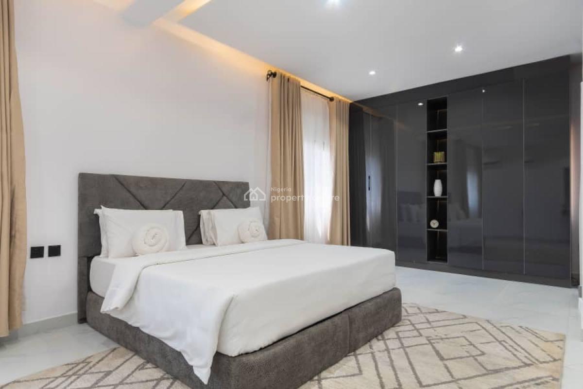 Luxury Big One Bedroom with Ps5 and Other Amenities, Lekki Phase 1, Lekki, Lagos, Flat / Apartment Short Let