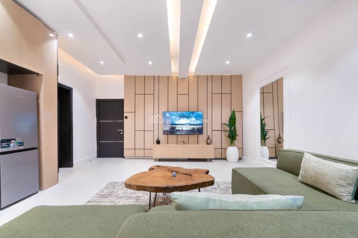 Luxury Big One Bedroom with Ps5 and Other Amenities, Lekki Phase 1, Lekki, Lagos, Flat / Apartment Short Let