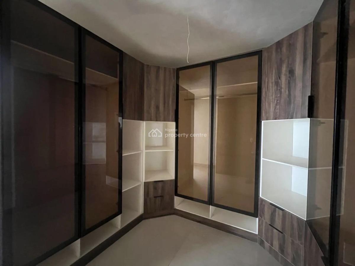 Exquisite 4 Bedroom Maisonette with Bq, Banana  Island Road, Ikoyi, Lagos, Block of Flats for Sale