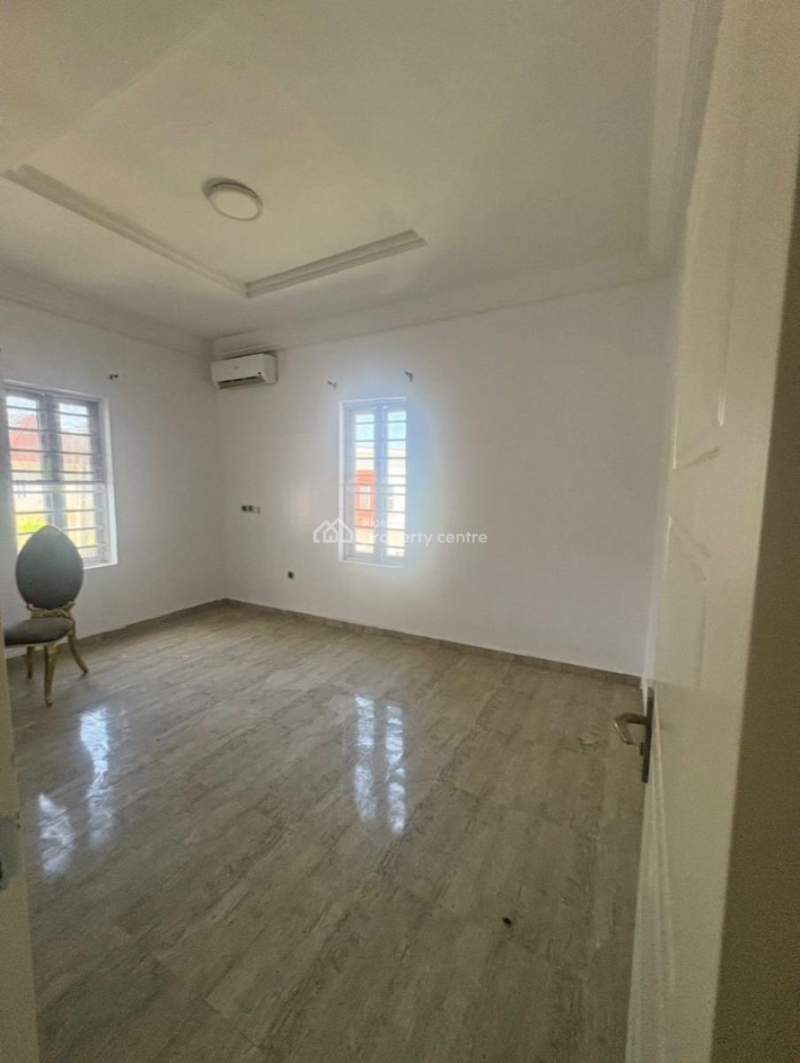 Self Contain, Van Daniel Estate, Orchid, Lekki Expressway, Lekki, Lagos, Self Contain (single Rooms) for Rent