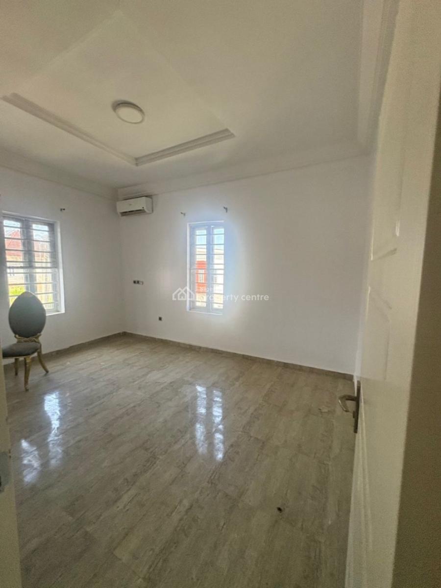 Self Contain, Van Daniel Estate, Orchid, Lekki Expressway, Lekki, Lagos, Self Contain (single Rooms) for Rent