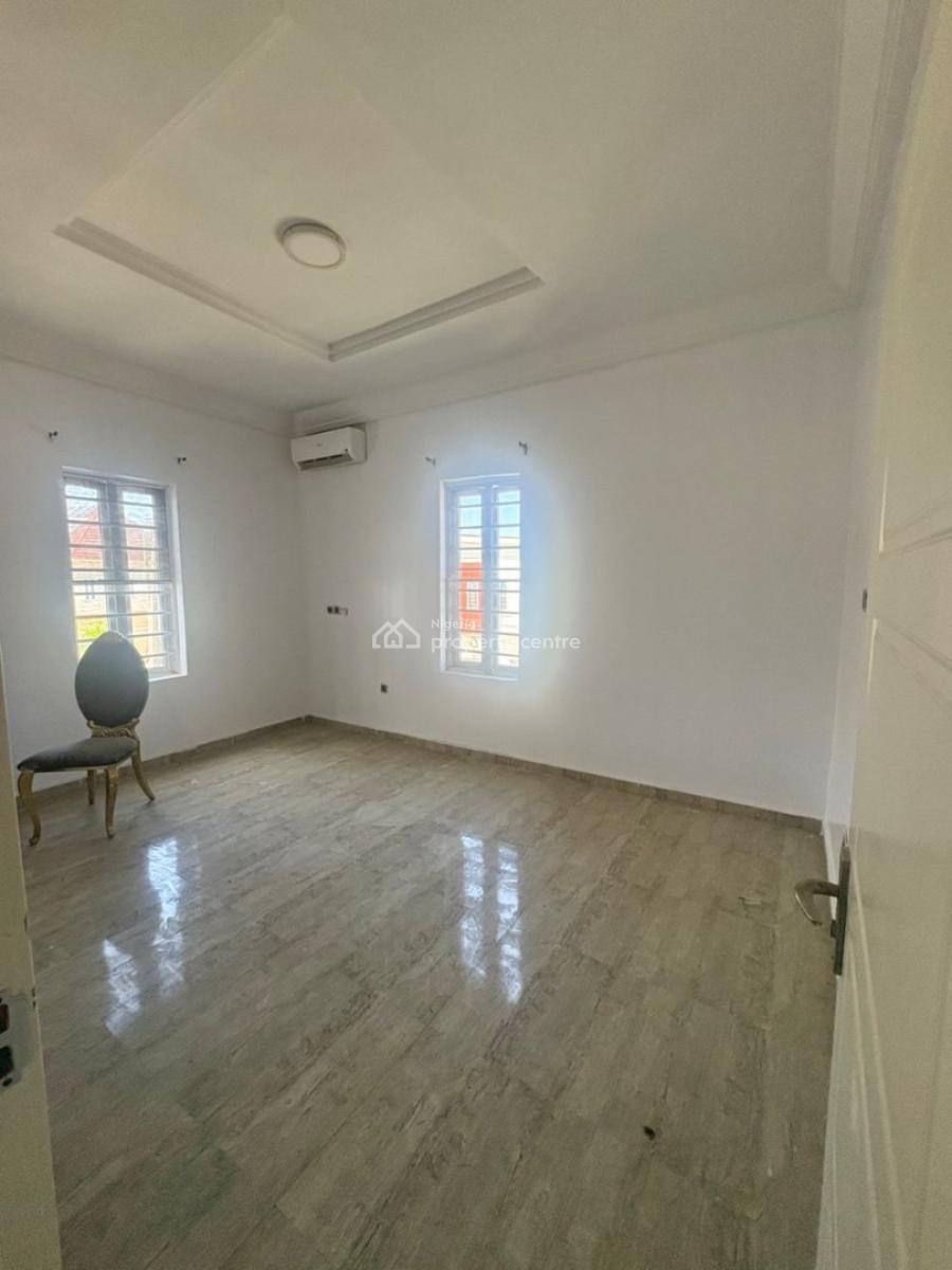1 Room Shared Apartment in a Duplex, 17 Van Daniel Estate Orchid Road Chevron Lekki, Lafiaji, Lekki, Lagos, Self Contain (single Rooms) for Rent