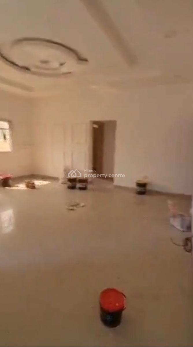 *3 Bedroom Apartment Available, Mobil Road Ilaje, Ajah, Lagos, Flat / Apartment for Rent