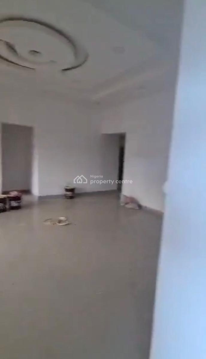 *3 Bedroom Apartment Available, Mobil Road Ilaje, Ajah, Lagos, Flat / Apartment for Rent