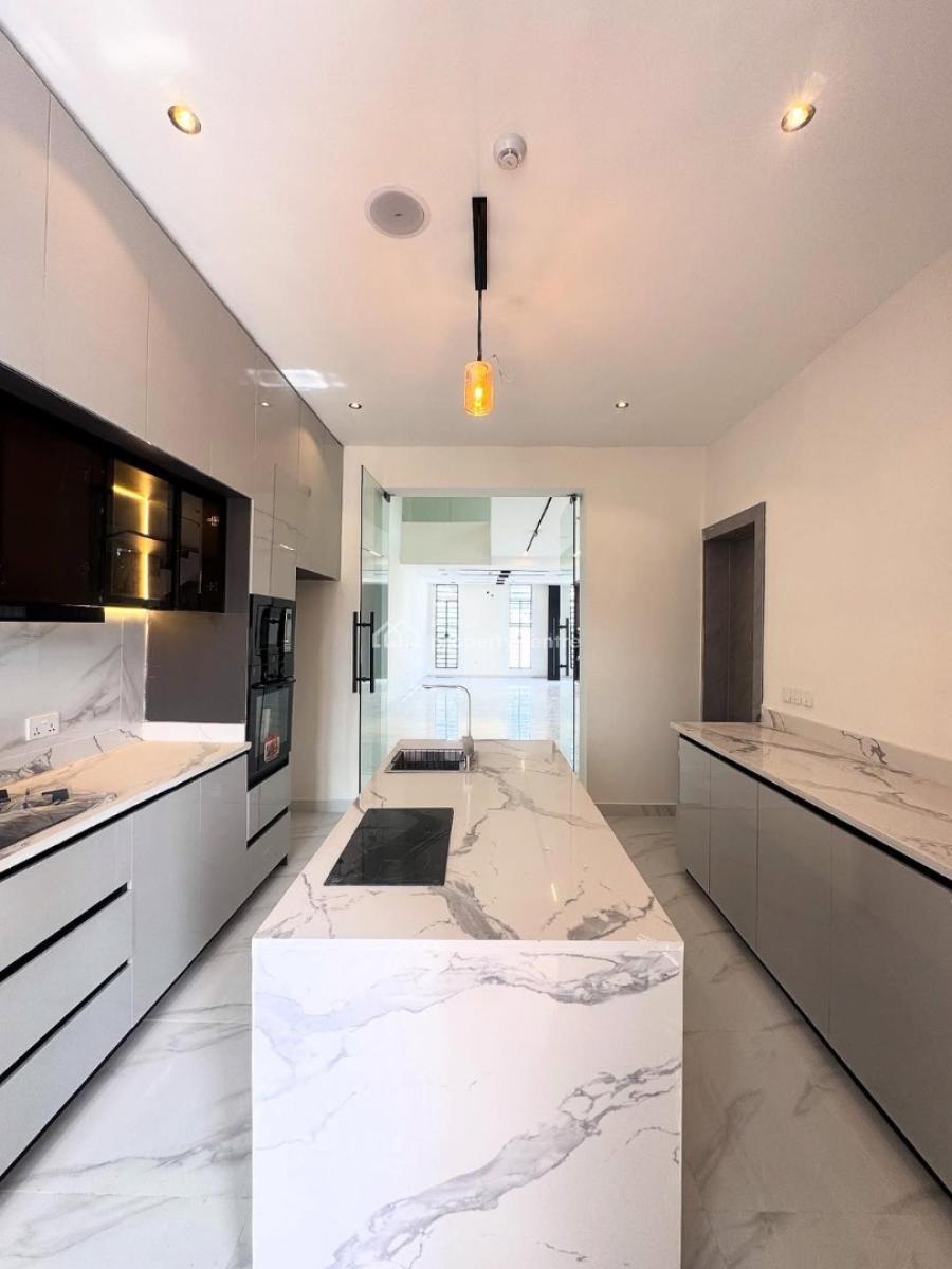 Luxurious  4-bedrooms Fully Detached  Duplex with Bq, Ikota, Lekki, Lagos, Detached Duplex for Sale
