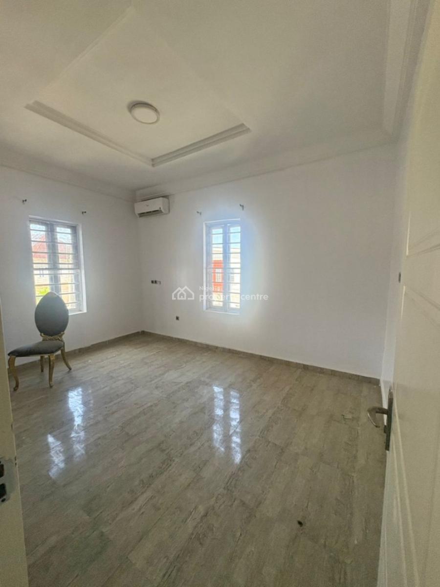 Spacious Single Room Upstairs, Van Daniel Estate Orchid Road, Lekki, Lagos, Self Contain (single Rooms) for Rent