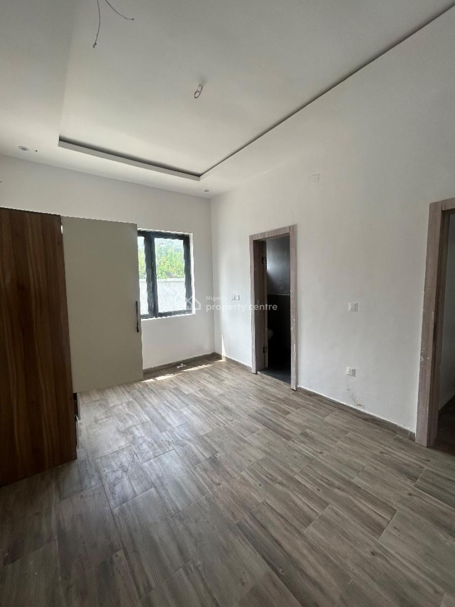 Well Maintained and Spacious 2bedroom Apartment with Pool, Chevron Drive, Lekki, Lagos, Flat / Apartment for Rent