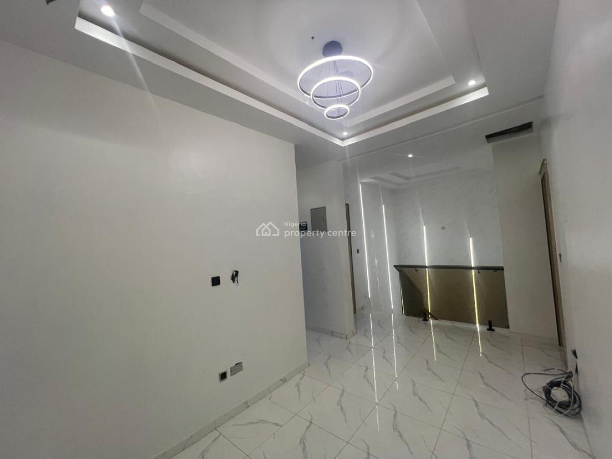 Self Compound 4 Bedroom Semi-detached Duplex, Chevron, Lekki, Lagos, Semi-detached Duplex for Sale