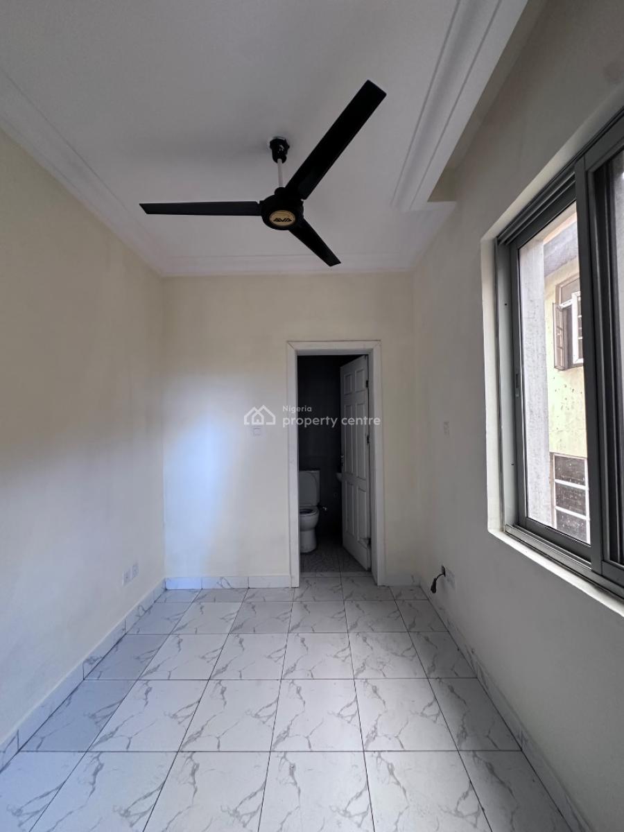 Spacious 3bedroom Apartment with Bq, Off Eric Moore Road, Surulere Lagon, Surulere, Lagos, Block of Flats for Sale