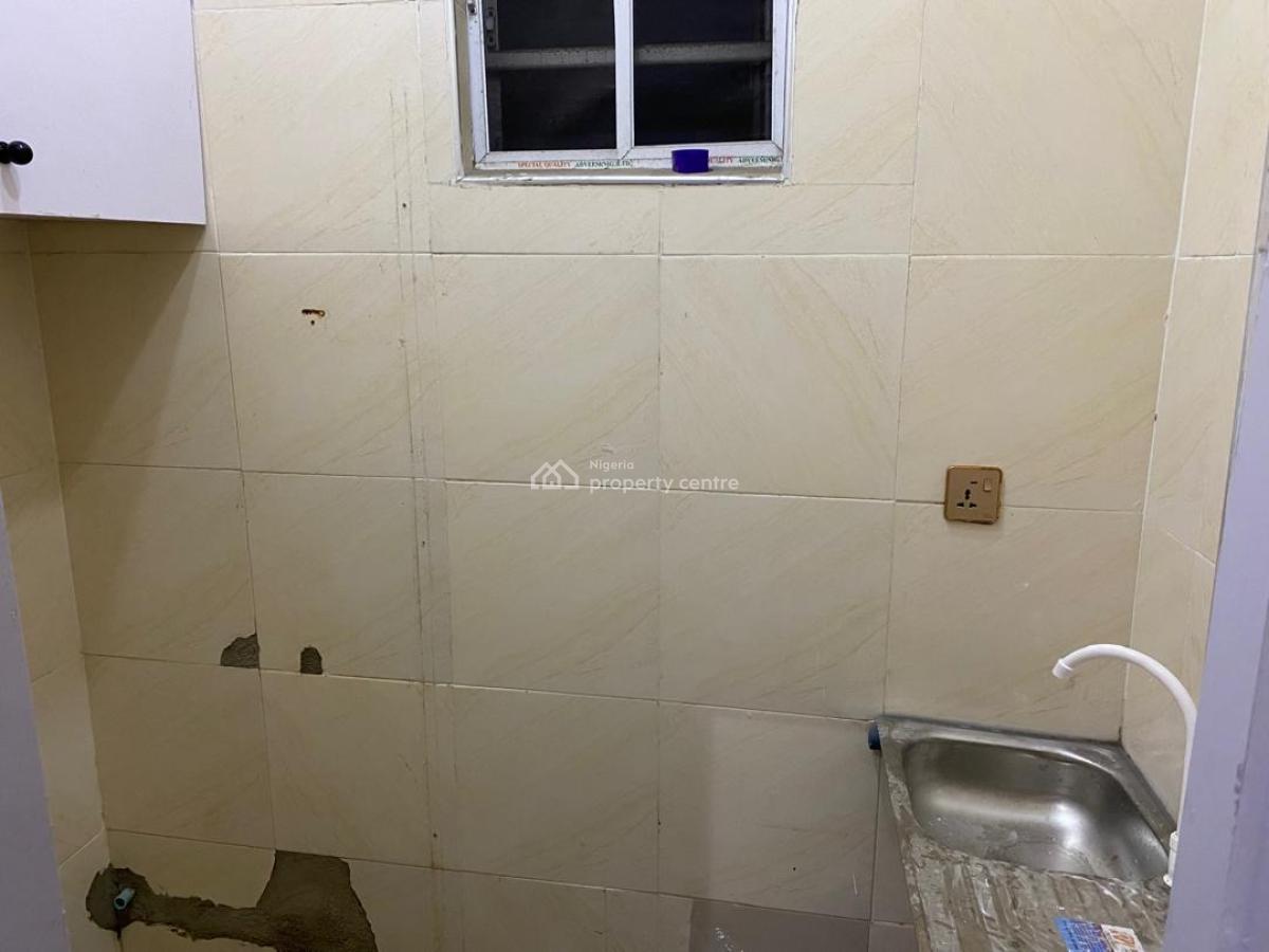 Miniflat Nice, Thomas, Ajah, Lagos, House for Rent