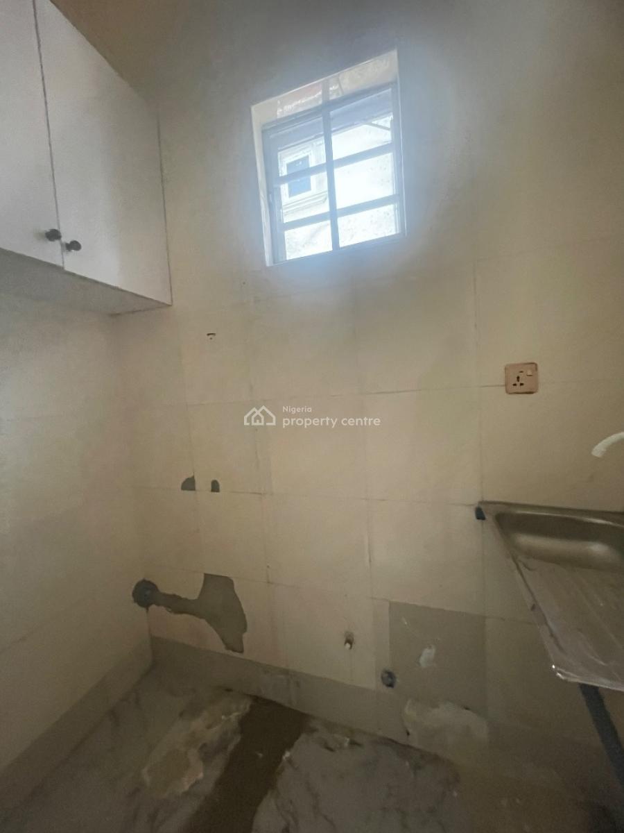 Mini Flat 20/24hrs Light Nice Compound 2 Toilet, Thomas, Ajah, Lagos, House for Rent