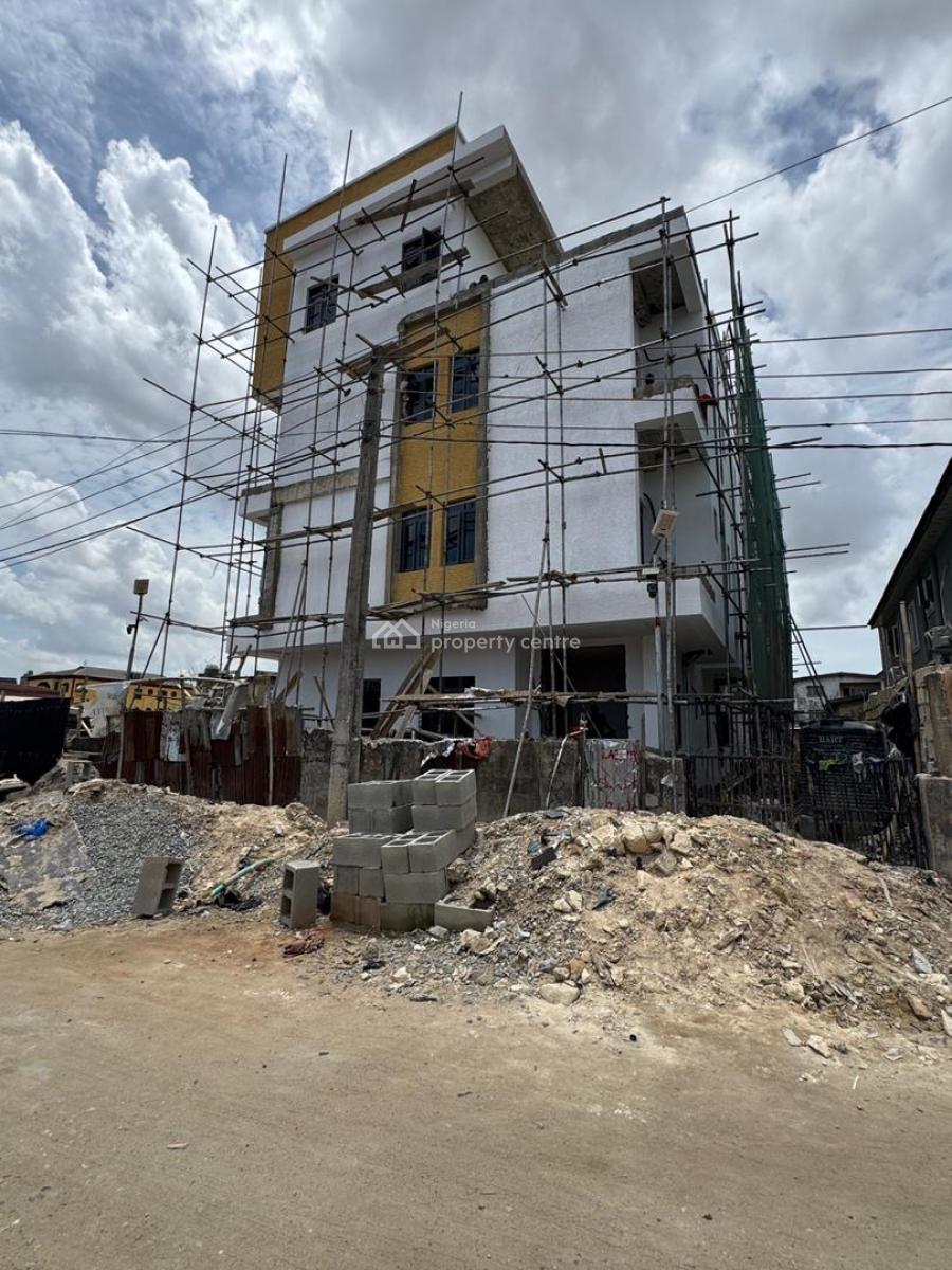 Luxury One Bedroom Apartments Ideal for High Roi, Surulere, Lagos, Block of Flats for Sale