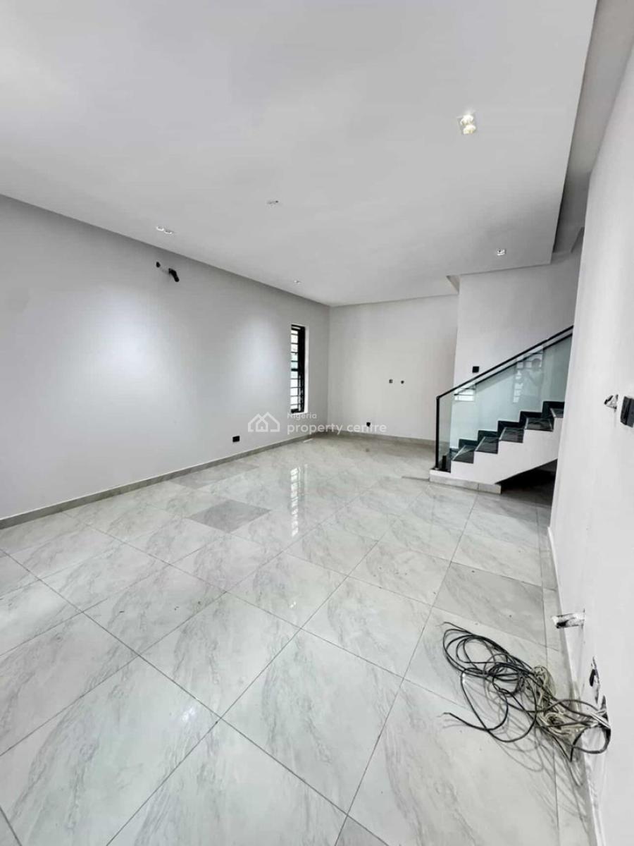 Fully Furnished Smart 2-, Ikate Lekki, Lekki, Lagos, House for Sale