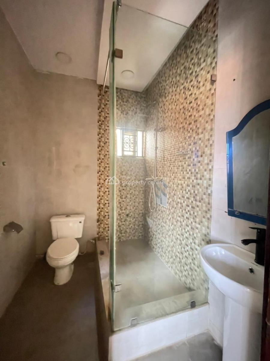 Well  Standard 4bedroom Terrace House with Swimmin Pool Available, Lekki Phase 1, Lekki, Lagos, House for Rent