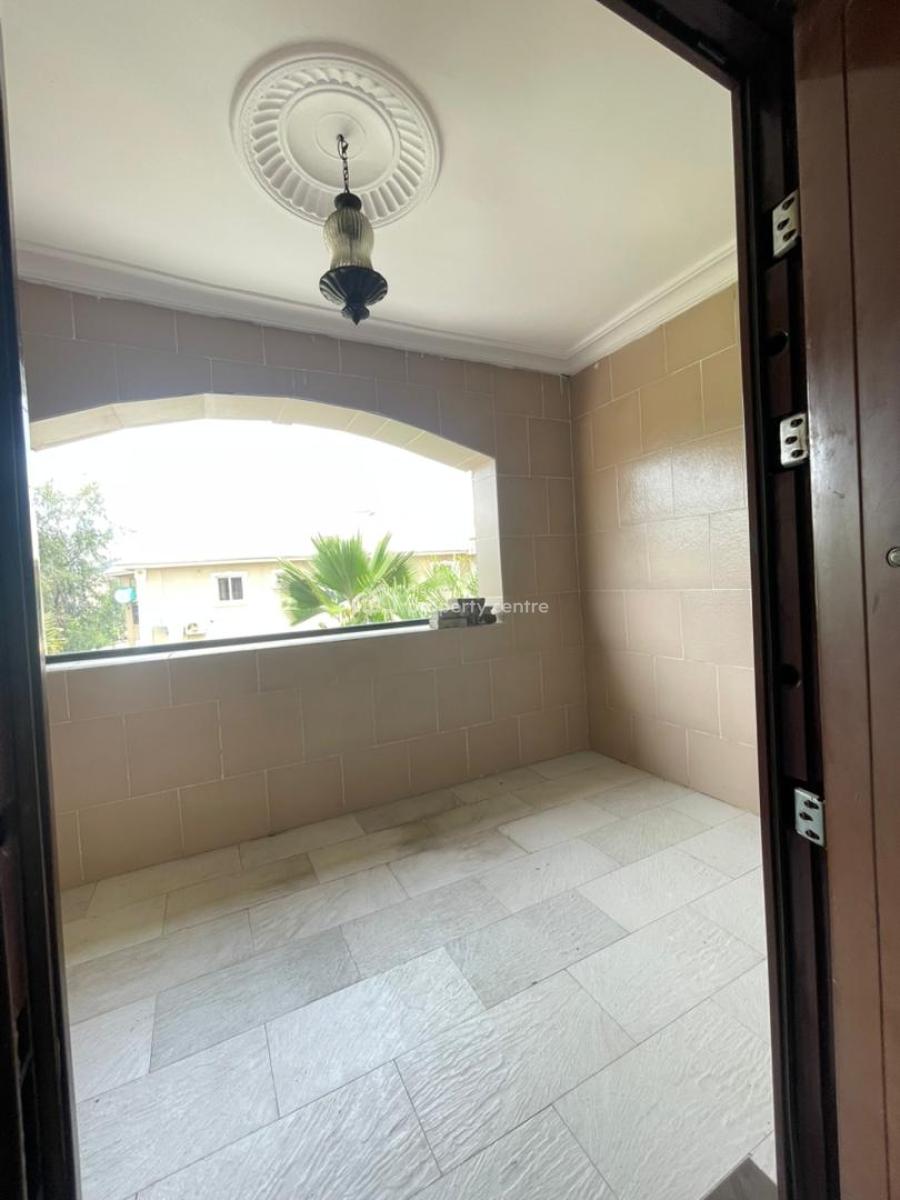 Well  Standard 4bedroom Terrace House with Swimmin Pool Available, Lekki Phase 1, Lekki, Lagos, House for Rent