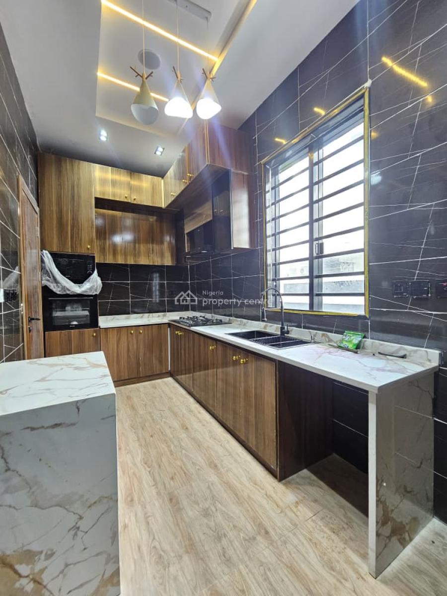 Executive  4-bedrooms Semi-detached  Duplex with Bq, Ikota, Lekki, Lagos, House for Sale