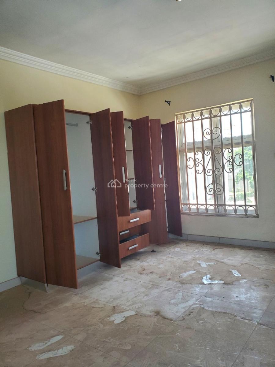 Luxury 4-bedroom Semi-detached Duplex with 1 Guest Chalet & Bq, Asokoro District, Abuja, Semi-detached Duplex for Rent