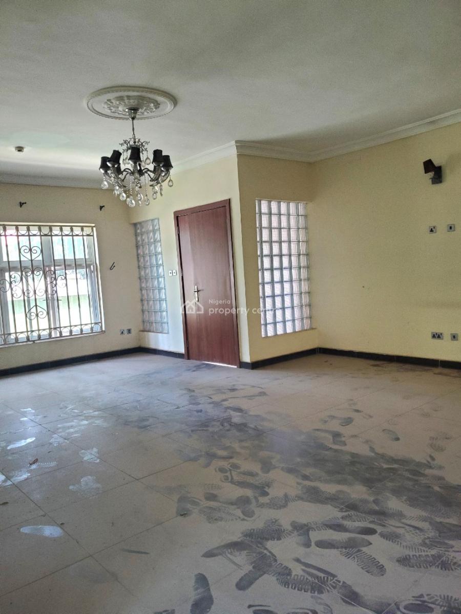 Luxury 4-bedroom Semi-detached Duplex with 1 Guest Chalet & Bq, Asokoro District, Abuja, Semi-detached Duplex for Rent