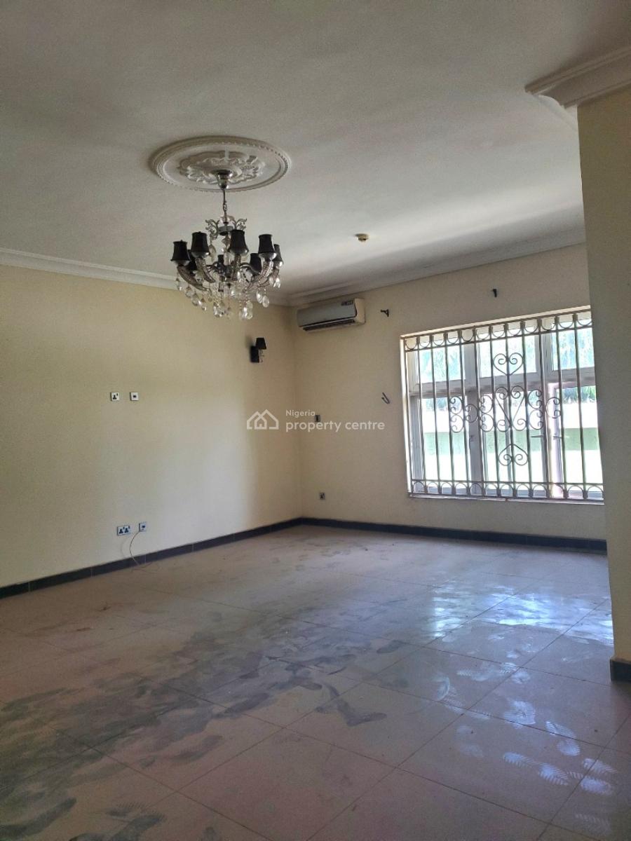 Luxury 4-bedroom Semi-detached Duplex with 1 Guest Chalet & Bq, Asokoro District, Abuja, Semi-detached Duplex for Rent