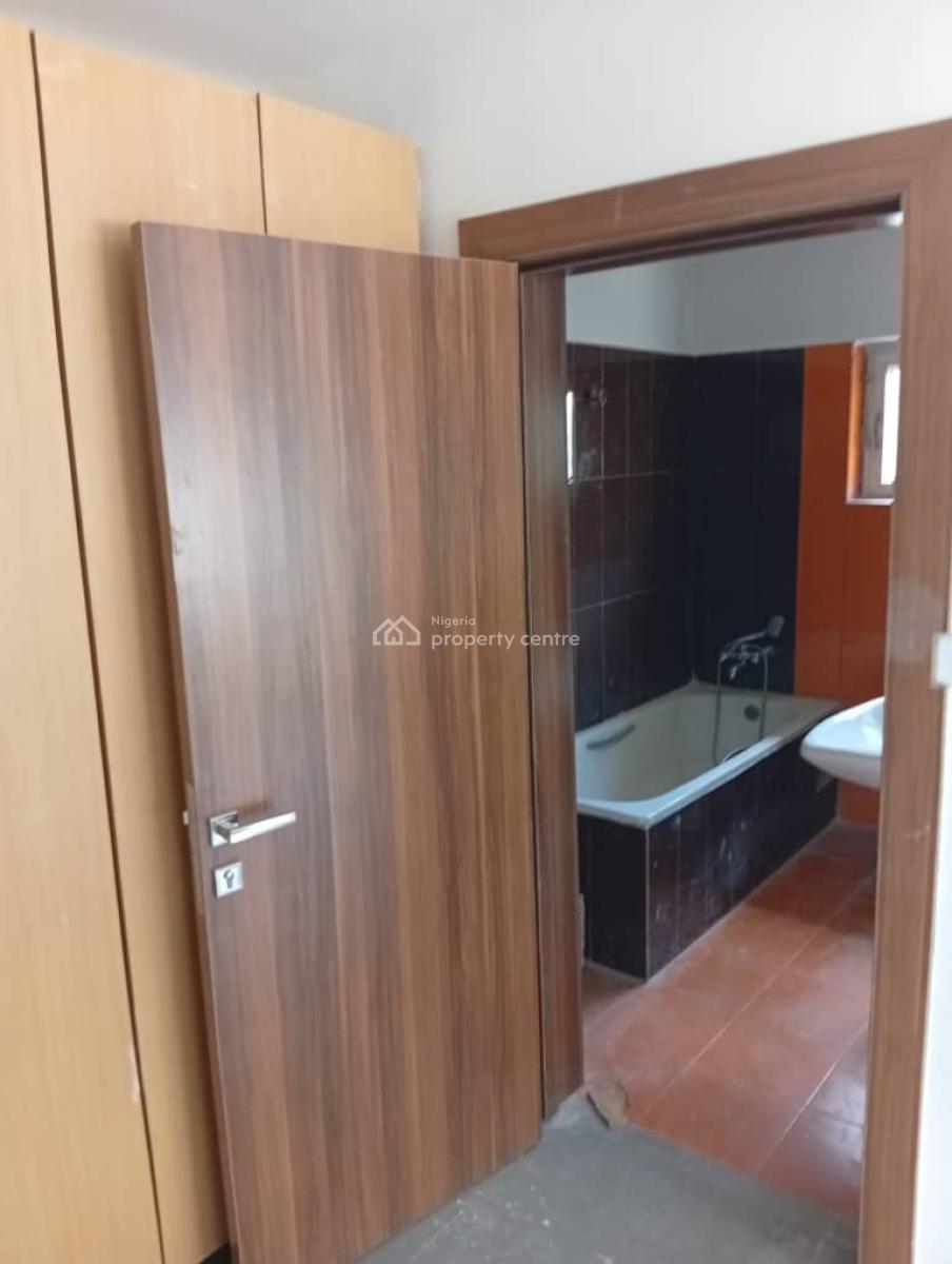 Spacious 3 Bedroom Apartment Magodo Phase 1, Gateway Zone, Gateway Zone Magodo Gra Phase 1, Gra Phase 1, Magodo, Lagos, Flat / Apartment for Rent