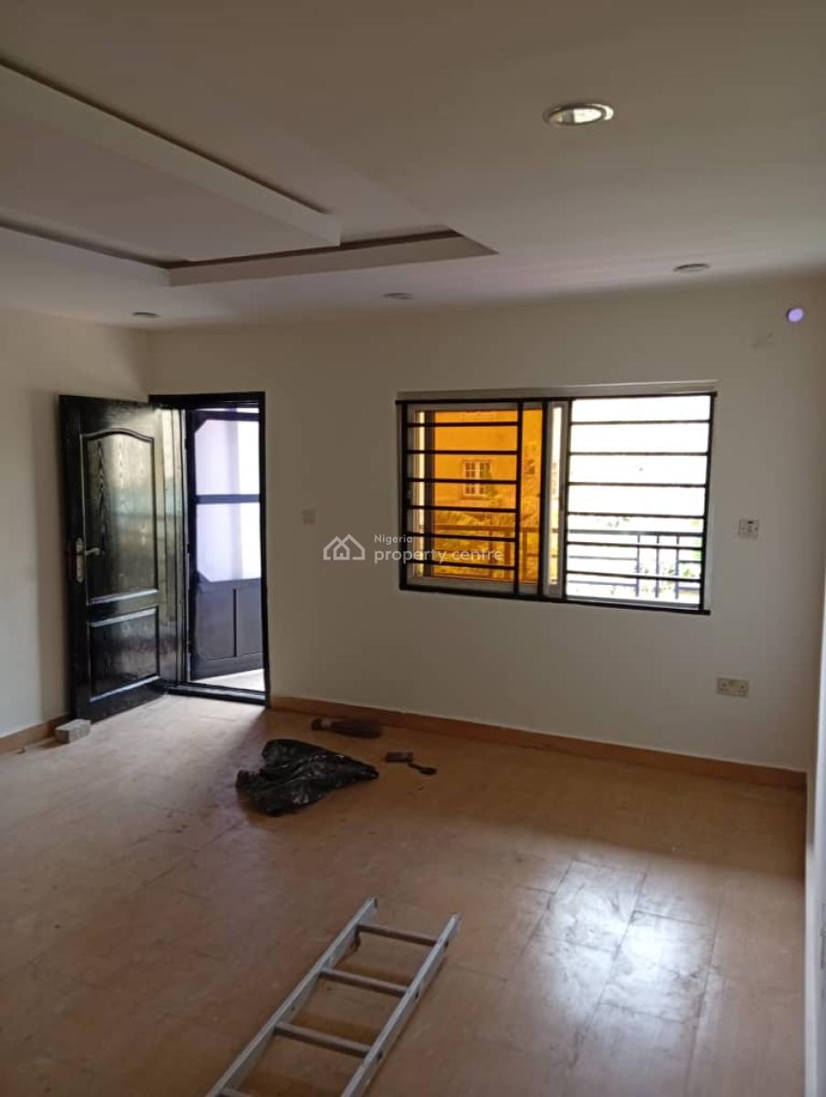 Spacious 3 Bedroom Apartment Magodo Phase 1, Gateway Zone, Gateway Zone Magodo Gra Phase 1, Gra Phase 1, Magodo, Lagos, Flat / Apartment for Rent