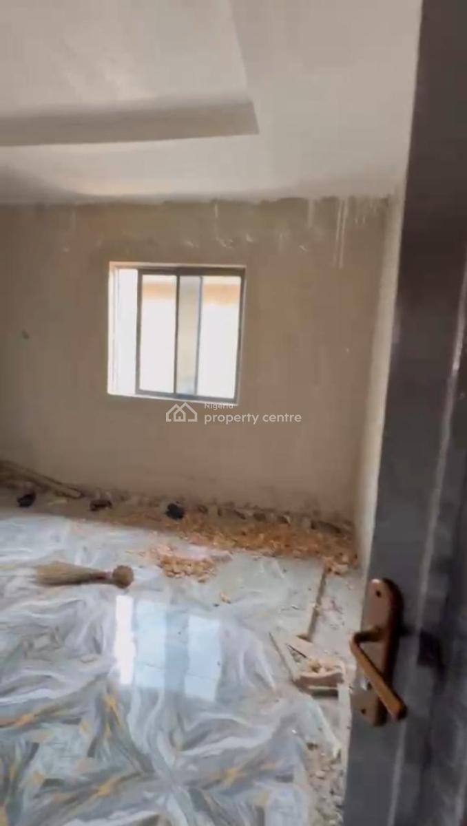 Lovely Sweet Mini Flat, Abule Ijesha, Yaba, Lagos, Mini Flat (room and Parlour) for Rent