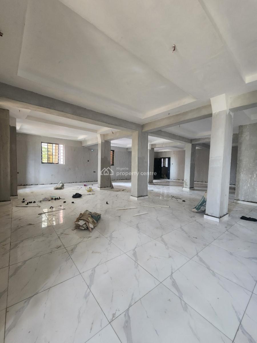 130sqm Office Space Available in a Good Area, Herbert Macaulay Way, Yaba, Lagos, Office Space for Rent