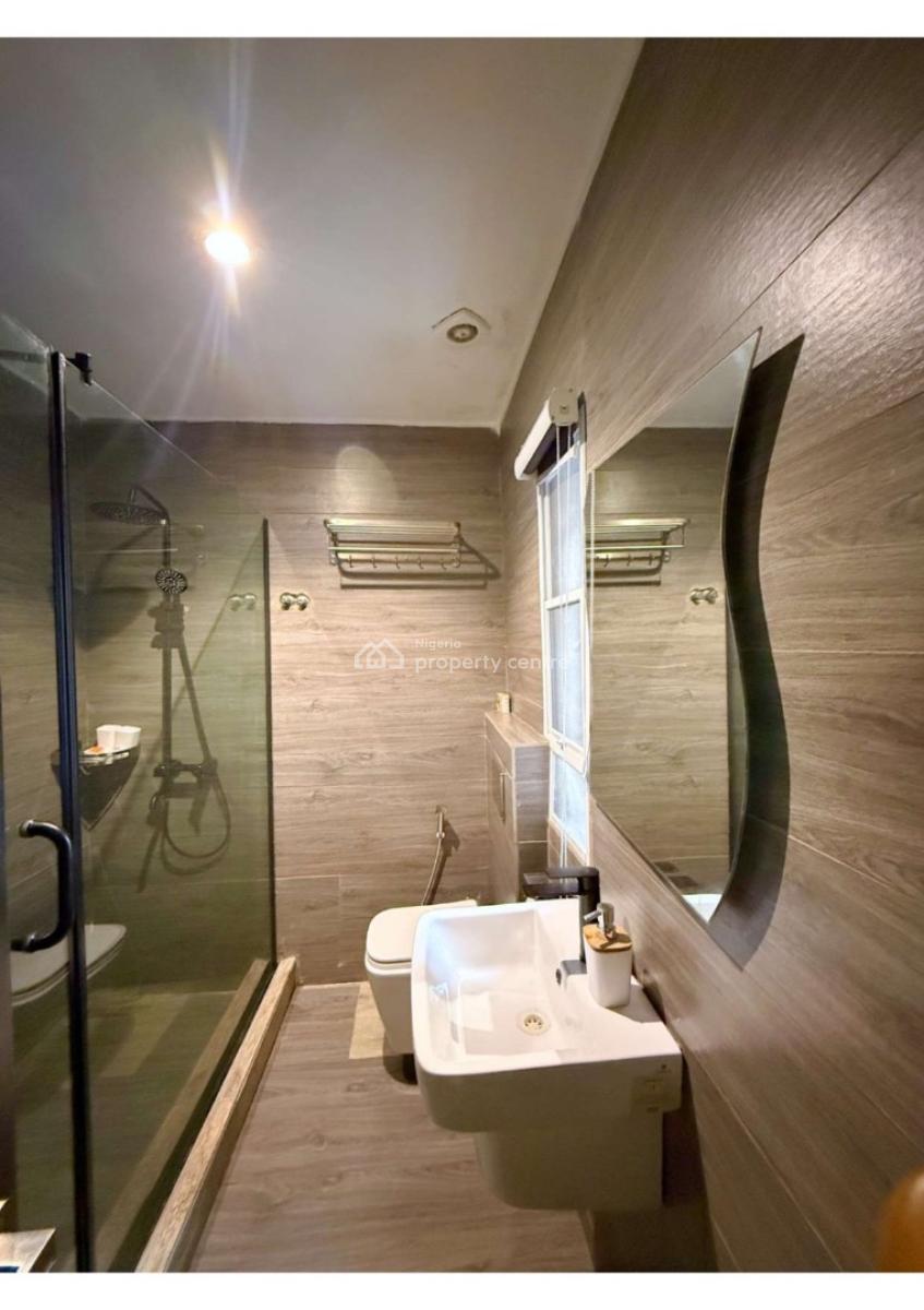 Cozy 2-bedroom Apartment with Swimming Pool in Opebi, Folorunsho Kuku Street, Opebi, Ikeja, Ikeja, Lagos, Flat / Apartment Short Let