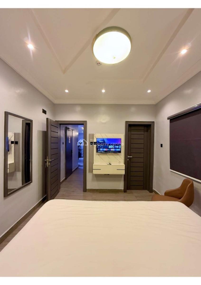 Cozy 2-bedroom Apartment with Swimming Pool in Opebi, Folorunsho Kuku Street, Opebi, Ikeja, Ikeja, Lagos, Flat / Apartment Short Let
