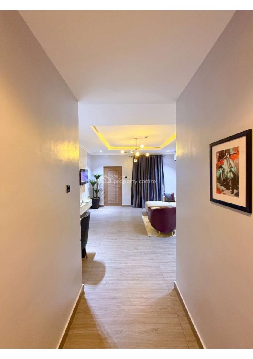 Cozy 2-bedroom Apartment with Swimming Pool in Opebi, Folorunsho Kuku Street, Opebi, Ikeja, Ikeja, Lagos, Flat / Apartment Short Let