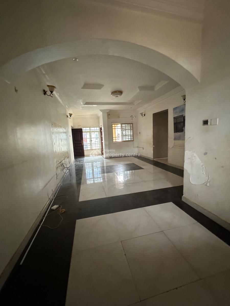 a Very Massive Spacious 2bedroom Flat, News Engineering Extension Tarred Area Dawaki, Dawaki, Gwarinpa, Abuja, Flat / Apartment for Rent
