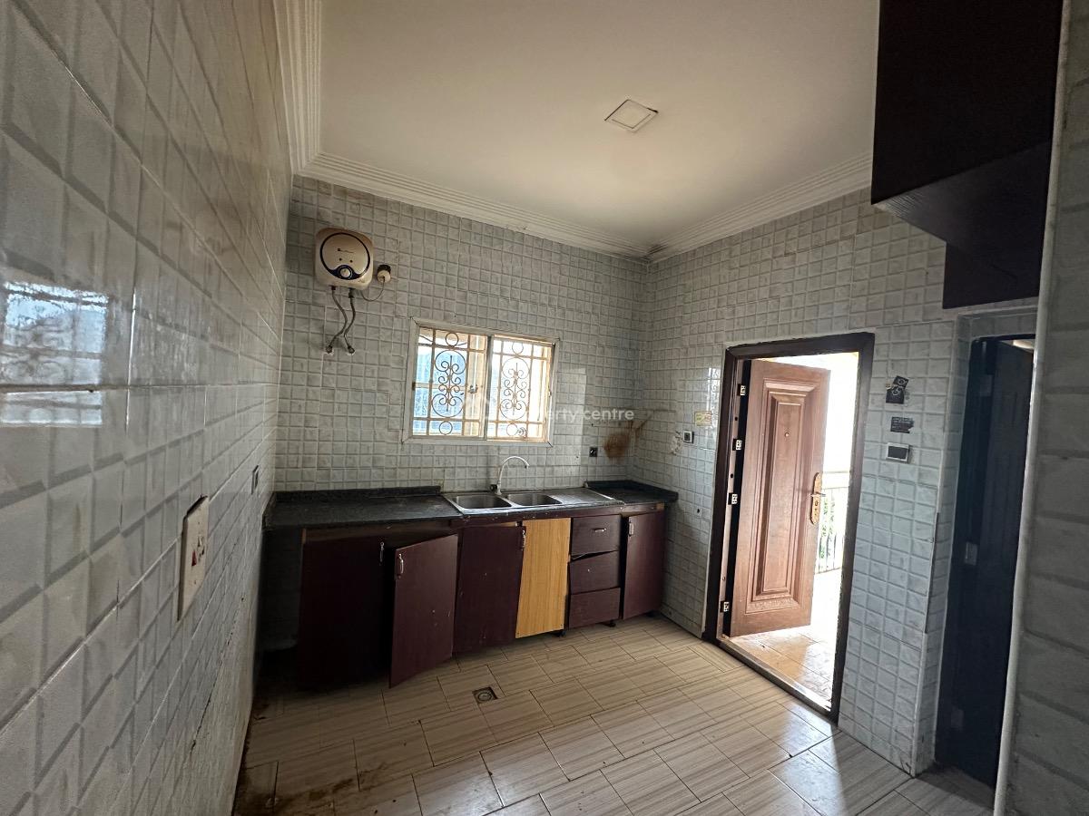 a Very Massive Spacious 2bedroom Flat, News Engineering Extension Tarred Area Dawaki, Dawaki, Gwarinpa, Abuja, Flat / Apartment for Rent