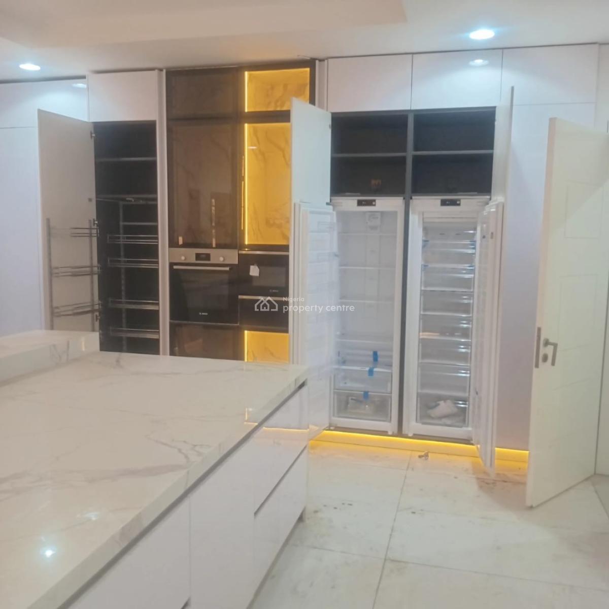 6 Bedroom Detached Duplex Plus 2 Room Bq, Guzape District, Abuja, Detached Duplex for Sale