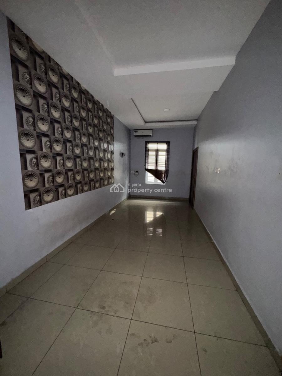 Self Contain, Chevy View Estate, Lekki Expressway, Lekki, Lagos, Self Contain (single Rooms) for Rent