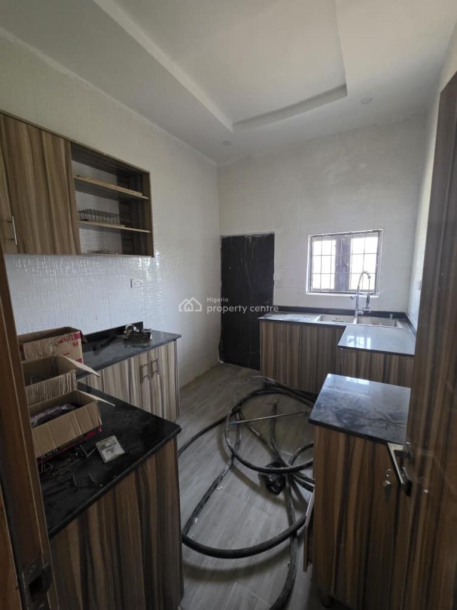 3bedroom Terrace Duplex* (corner Piece), in an Estate in Apo-wumba District Close to Chrisland School, Apo, Abuja, Terraced Duplex for Sale