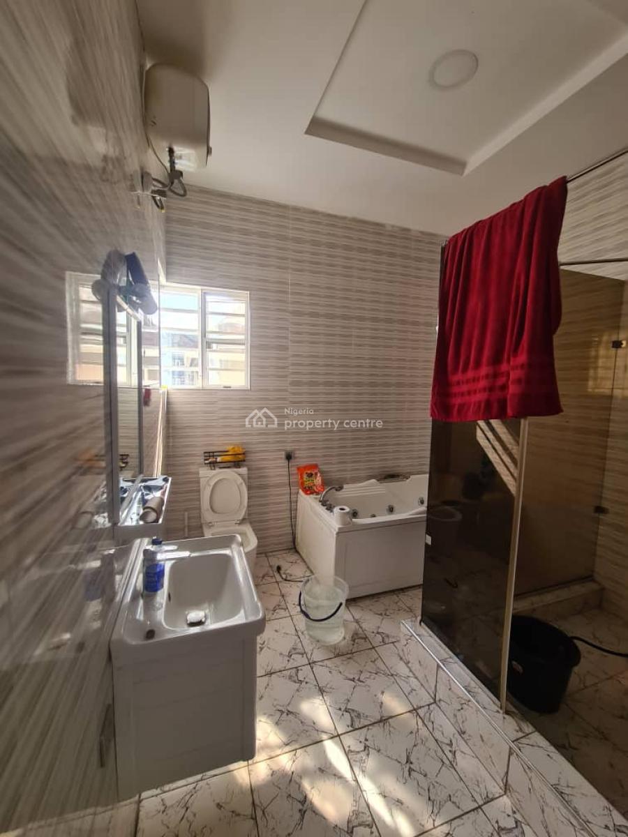 a Well Maintained  4 Bedroom  Semi-detached Duplex with a Room Bq, Oral Estate, Lekki, Lagos, Semi-detached Duplex for Rent